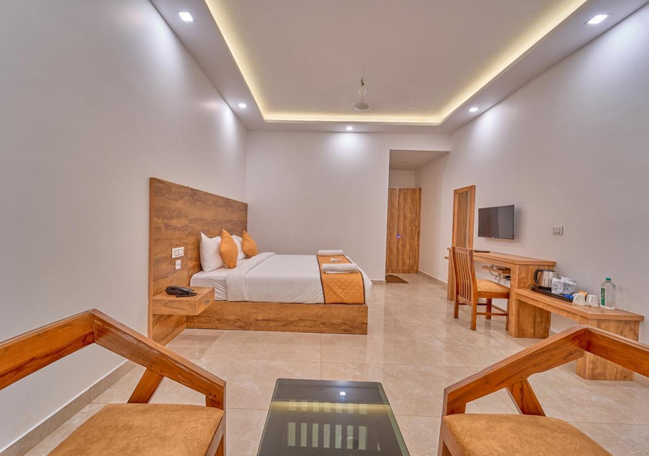 Ice Mist Pool Resort Munnar By Voye Homes Exterior foto
